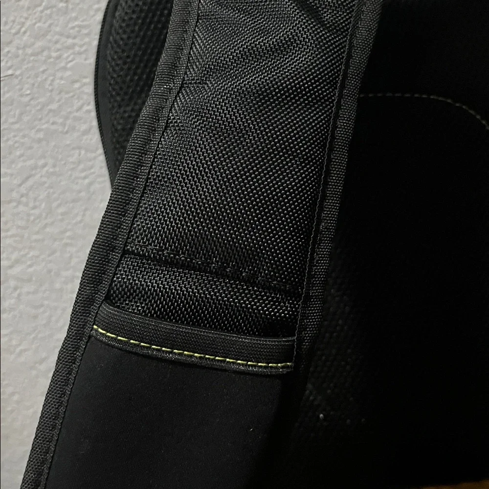 Solo Black and Gray Messenger Travel Bag- Good used condition.